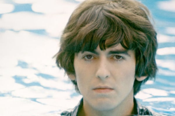 05 - George Harrison 02 - 1000x660