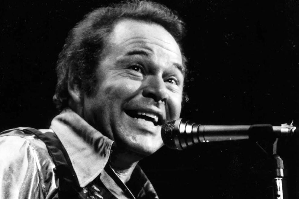 07 - Roy Clark 02 - 1000x660