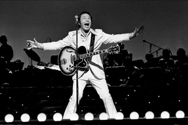 07 - Roy Clark 03 - 1000x660